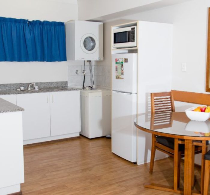 Cullen-Bay-1-Bedroom-Standard-11-1