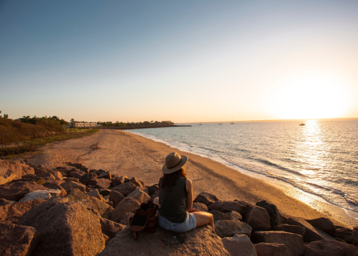 Cullen-Bay-Stay-Longer-Pay-More-