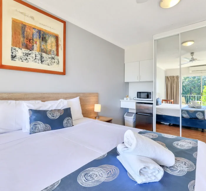 Standard-Hotel-Room-5