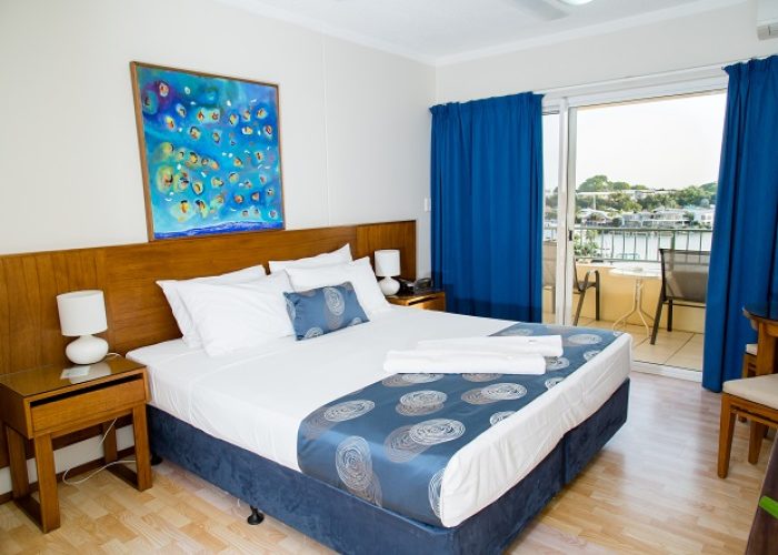 hotel room marina view resize