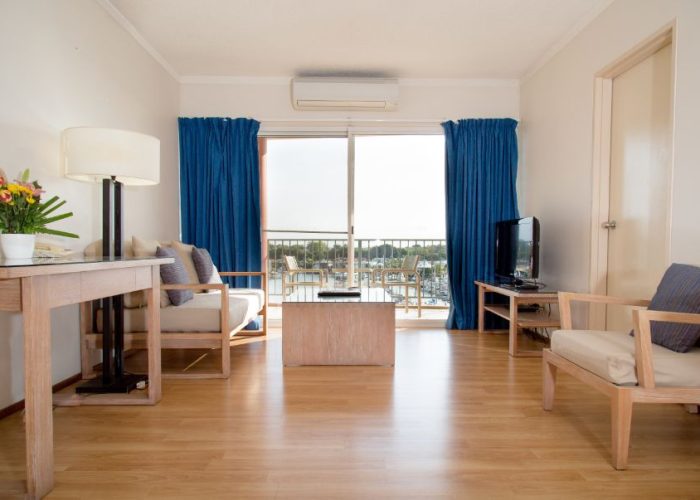 lounge-one-bedroom-water-view